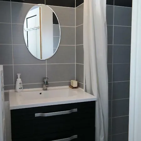 公寓 Duplex Spacieux Avec Vue Montagne Au Coeur De Cauterets, 6 A 8 Pers, 3 Chambres, 2 Sdb