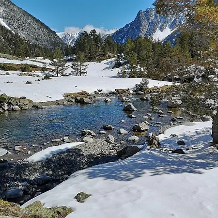 Duplex Spacieux Avec Vue Montagne Au Coeur De Cauterets, 6 A 8 Pers, 3 Chambres, 2 Sdb * 科特雷