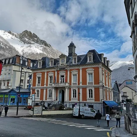 Duplex Spacieux Avec Vue Montagne Au Coeur De Cauterets, 6 A 8 Pers, 3 Chambres, 2 Sdb Apartment Cauterets