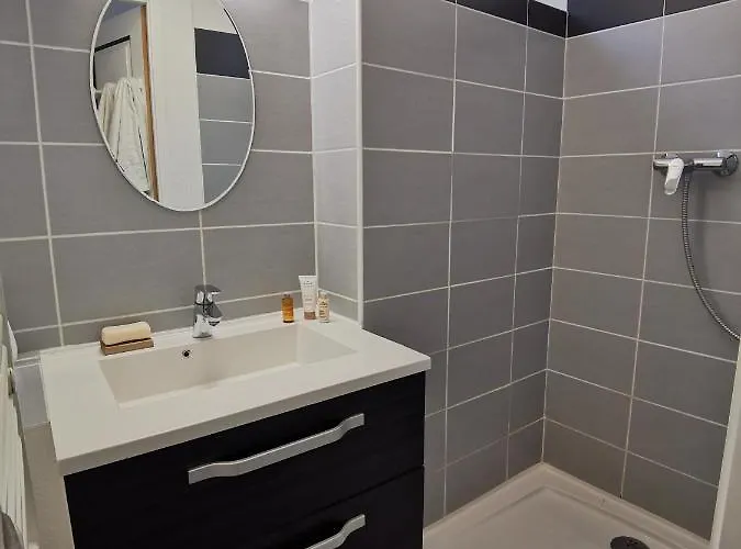 Duplex Spacieux Avec Vue Montagne Au Coeur De Cauterets, 6 A 8 Pers, 3 Chambres, 2 Sdb Apartament *