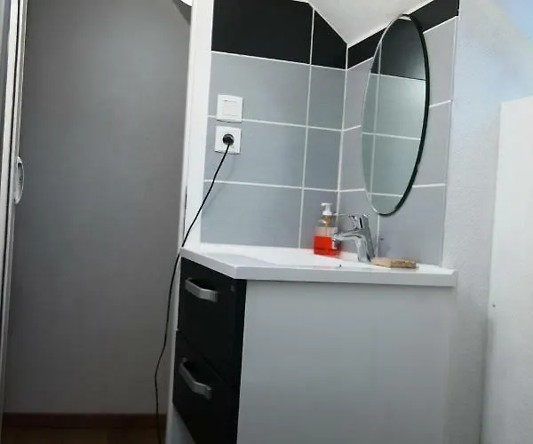 Duplex Spacieux Avec Vue Montagne Au Coeur De Cauterets, 6 A 8 Pers, 3 Chambres, 2 Sdb Apartament *