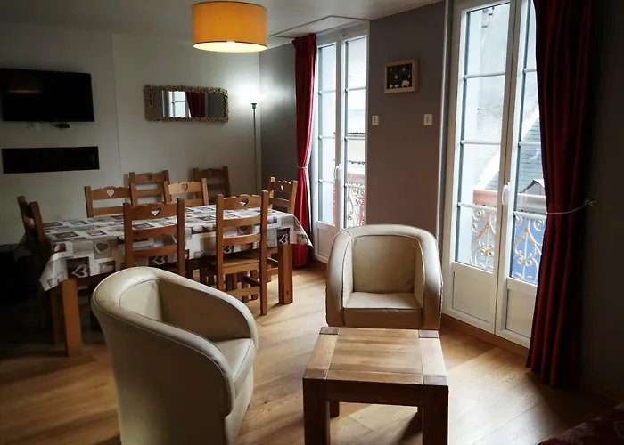 Duplex Spacieux Avec Vue Montagne Au Coeur De Cauterets, 6 A 8 Pers, 3 Chambres, 2 Sdb