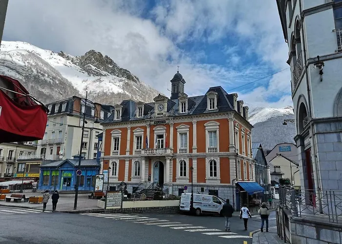 Duplex Spacieux Avec Vue Montagne Au Coeur De Cauterets, 6 A 8 Pers, 3 Chambres, 2 Sdb Apartament Cauterets