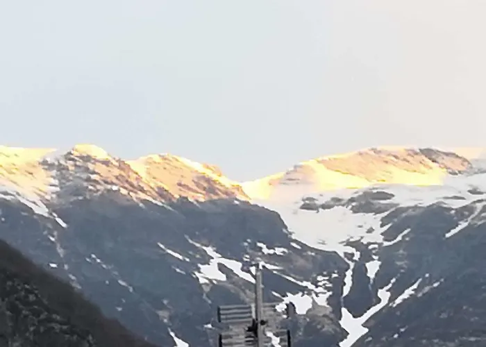 Duplex Spacieux Avec Vue Montagne Au Coeur De Cauterets, 6 A 8 Pers, 3 Chambres, 2 Sdb Apartament Cauterets