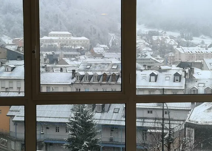 Duplex Spacieux Avec Vue Montagne Au Coeur De Cauterets, 6 A 8 Pers, 3 Chambres, 2 Sdb Lejlighed